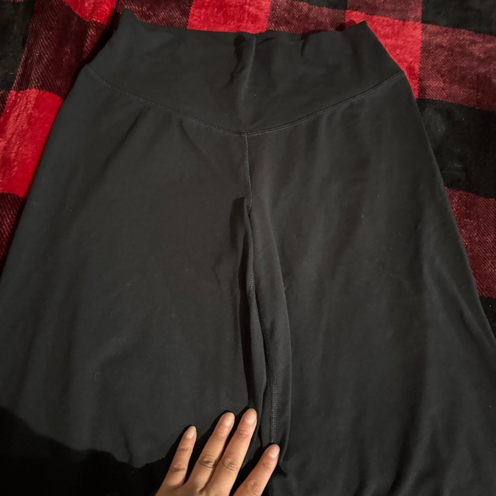 Old Navy Active Black PowerChill Pants - Picture 3 of 7